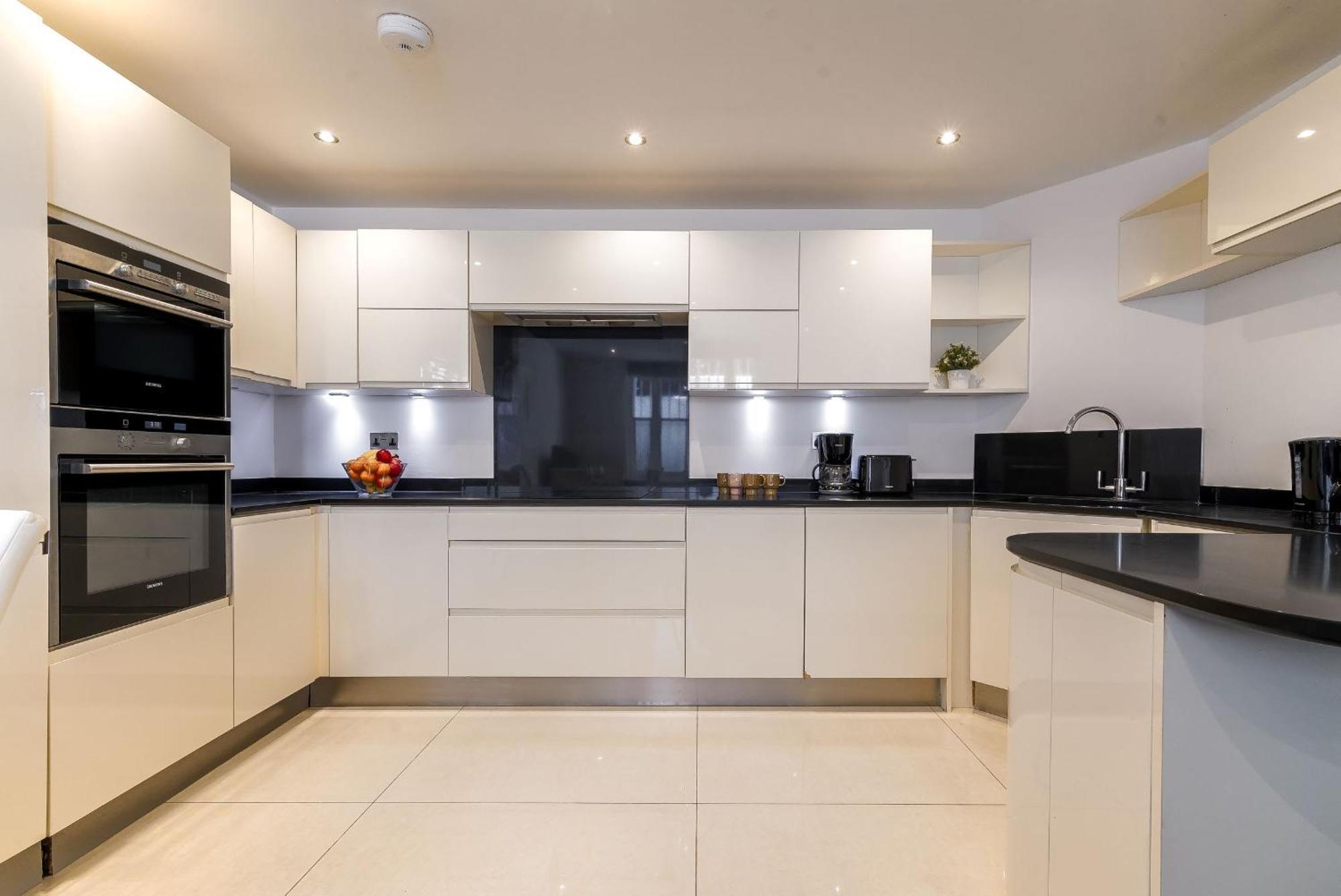 Notting Hill & Hyde Park - 2Br - Cityapartmentstay Londyn Zewnętrze zdjęcie
